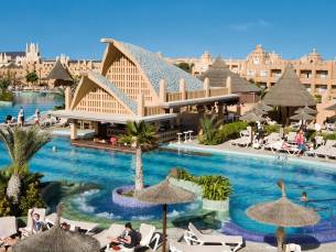 RIU Funana
