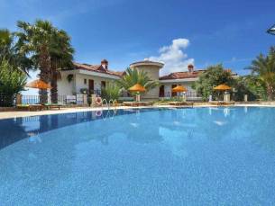 Aquarius Hotel