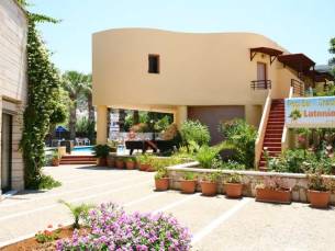 Latania appartementen