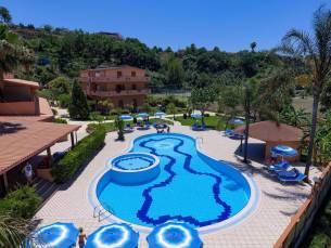 Villaggio Old River