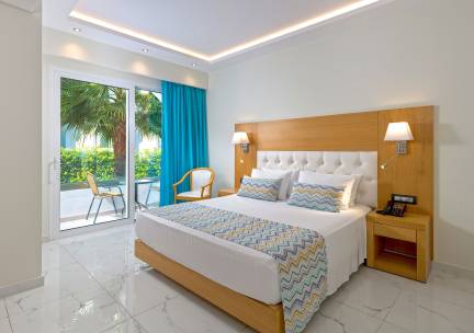 Oceanis Park Hotel