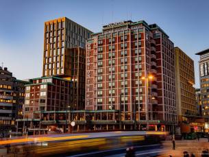 Clarion The Hub