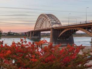 Verblijf in het hart van Nijmegen in een stijlvol boetiekhotel aan de Oranjesingel incl. ontbijt & NS treinretour!