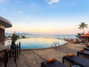 Samui Buri Beach Resort En Spa