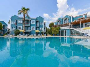 Blue Pearl Hotel & Villa's