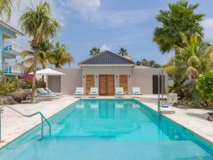 Dolphin Suites