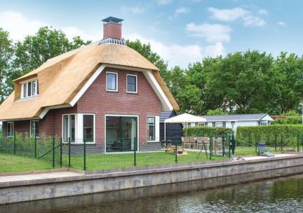 Vakantiehuis voor maximaal 10 personen op vakantiepark in Idskenhuizen