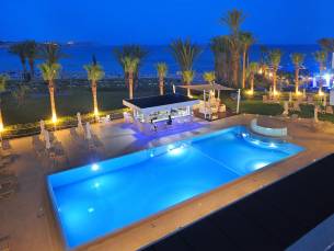 Okeanos Beach Boutique Hotel