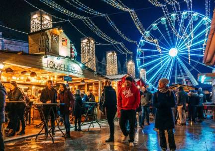 Ontdek de betoverende kerstmarkt van Belgi&euml; in Luik incl. ontbijt!