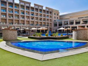 Triumph Luxury Hotel