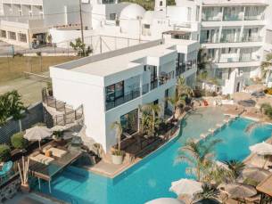 Kouros Home & Suites - adults only