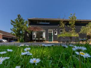 Beneden appartement - Kon. Emmaweg 6 | Vrouwenpolder