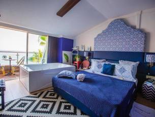 Anjeliq House