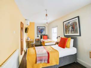 Peckham Rooms Hotel by Belvilla