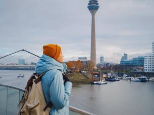 Geniet van een verblijf in een 4*-hotel in het bruisende Düsseldorf incl. ontbijt, welkomstdrankje en GRATIS parkeren!