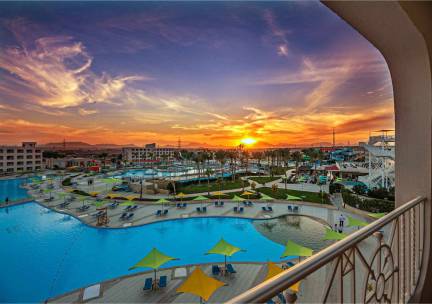 Titanic Resort & Aqua Park