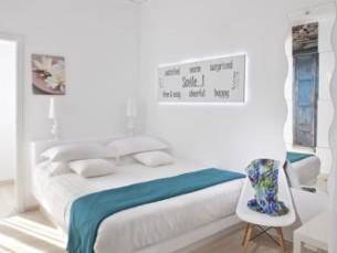 Acqua Vatos Santorini