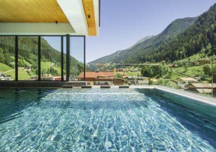 Time-out in een luxe premium hotel midden in de Tiroolse wildernis