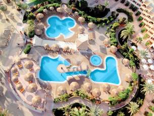 Flamenco Beach en Resort