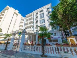 Esal Hotel