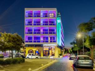 Alexandra Hotel