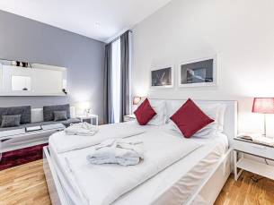 The Levante Rathaus Apartments