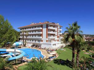 Hotel Gran Garb&iacute; Mar