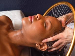 Head spa (30 of 60 min) incl. massage (30 of 60 min)