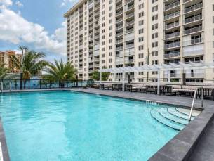 Cambria Hotel Fort Lauderdale