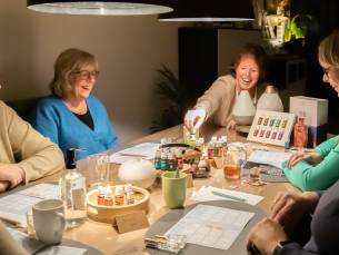 Workshop essentiÃ«le oliÃ«n (2,5 uur) + 2 zelfgemaakte producten