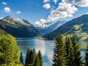 Avontuur en ultieme ontspanning in een 4*-hotel in Mayrhofen, Tirol incl. ontbijt, 5-gangendiner, GRATIS wellness & fietsverhuur!