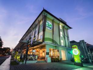 8 daagse vliegvakantie naar Zest Legian by Swiss-Belhotel International in legian beach, indonesie