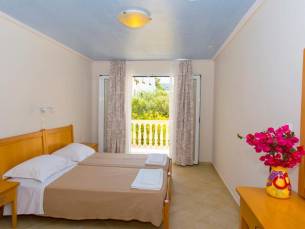 Appartementen Vrachos Beach