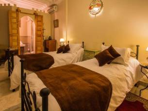 Riad XO Amira Victoria