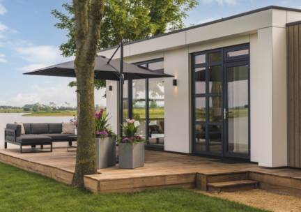 Villa voor 4 personen aan het water in Maurik