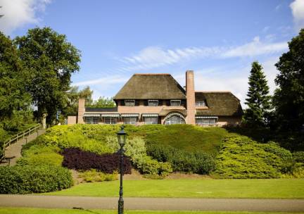 Geniet in een heerlijk 4*-landgoedhotel op de Veluwe + zwembad incl. ontbijt, 2-gangendiner & GRATIS parkeren
