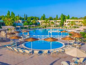 Hotel Kipriotis Maris Suites