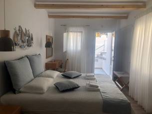 Karidis Hotel
