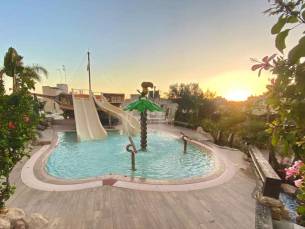 Hotel Alba Seleqtta