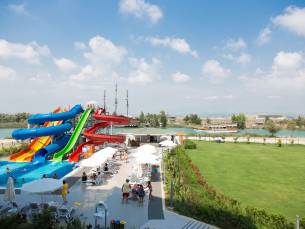 Water Side Resort & Spa