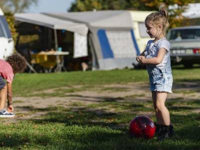 Verblijf op de camping van Attractiepark Slagharen