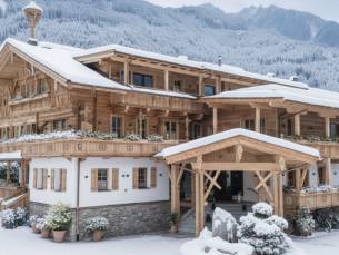 BRUGGER Aparthotel