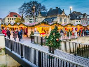 WINTERWONDERDEAL! ???? 3 dagen shoppen bij de mooiste kerstmarkten van Valkenburg, Maastricht & Aken incl. ontbijt, diner en GRATIS parkeren!