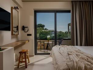 Iskios Suites - adults only