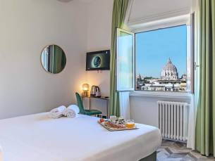 Bloom Roma