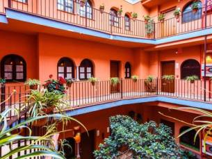 Patio de la Alameda