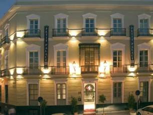 Petit Palace Santa Cruz