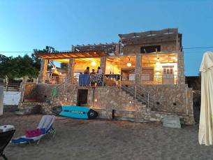 Maritinas Stone Apartment On The Beach