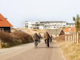 Vlieland Deal: Luxe 4* Westcord Hotel aan Zee op Vlieland incl. ontbijt, bagagevervoer, gebruik zwembad + heerlijk terras aan het strand! ????