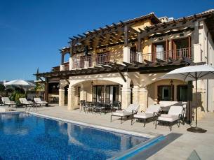 Aphrodite Hills Holiday